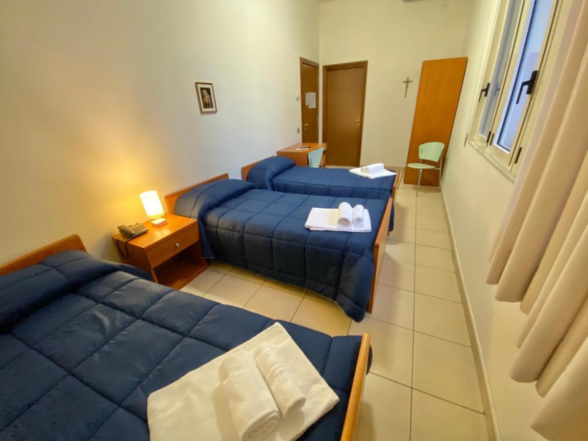 Casa Per Ferie Sant'Anna Hotel Matera Ngoại thất bức ảnh