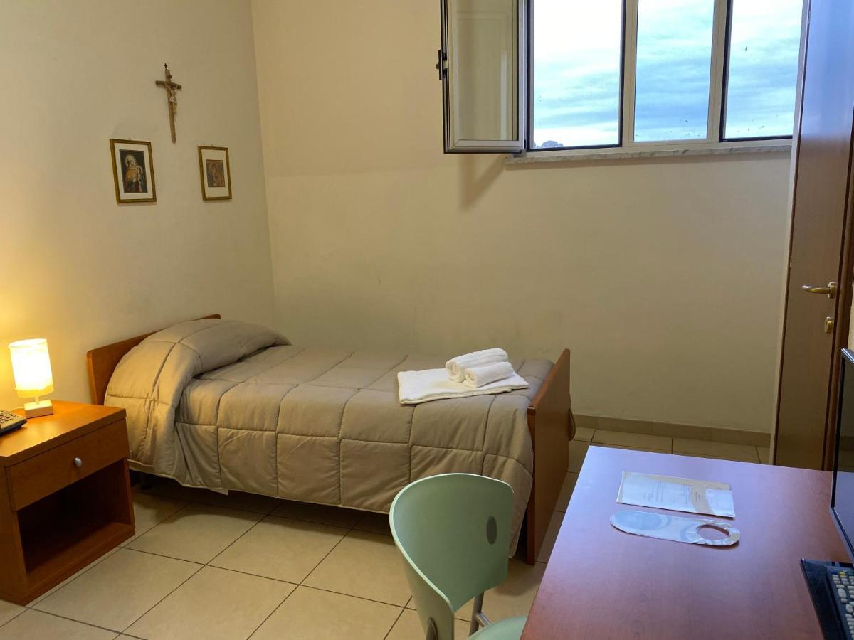 Casa Per Ferie Sant'Anna Hotel Matera Ngoại thất bức ảnh